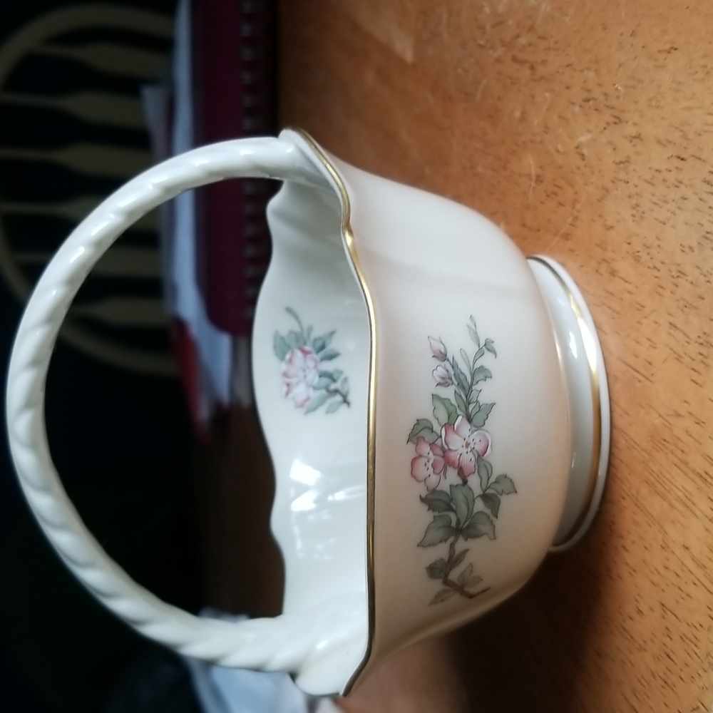 Lenox candy dish 5in high x 5 1/2 around